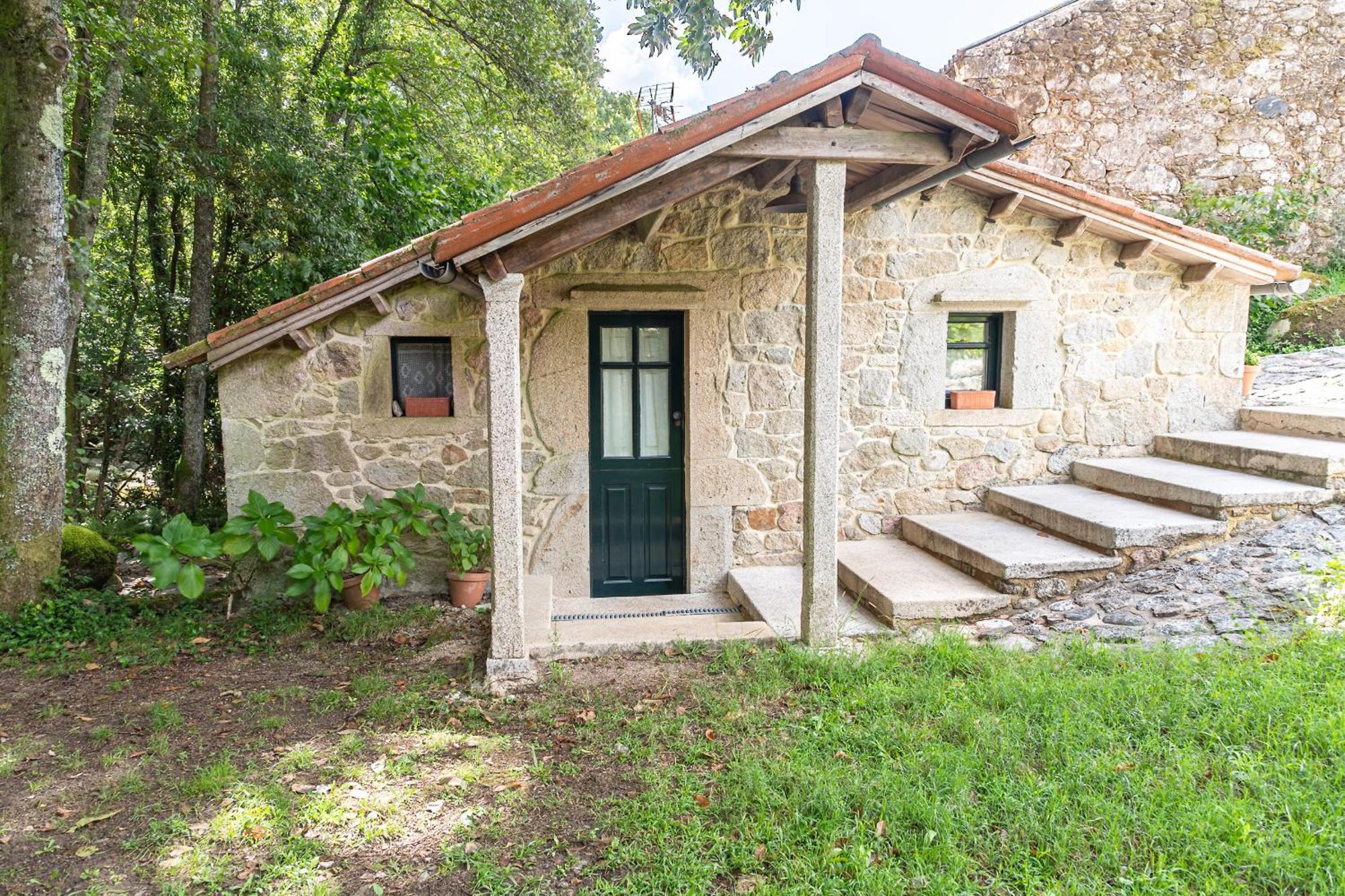 Entre Os Rios - Casa Rural Y Enoturismo A Pobra do Caramiñal Esterno foto
