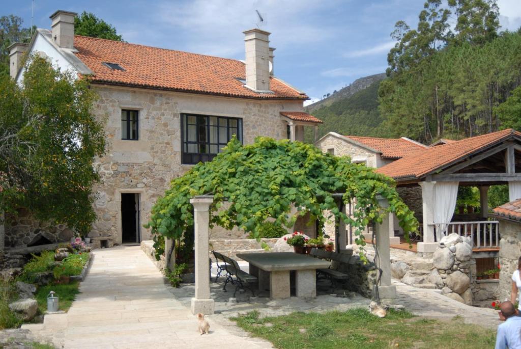 Entre Os Rios - Casa Rural Y Enoturismo A Pobra do Caramiñal Esterno foto